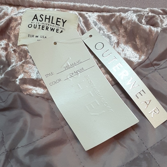 Mauve Crushed Velvet Bomber Jacket! - Picture 9 of 9